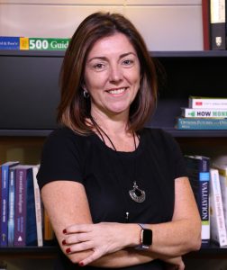 Simone Renzo - Professora HP12-C